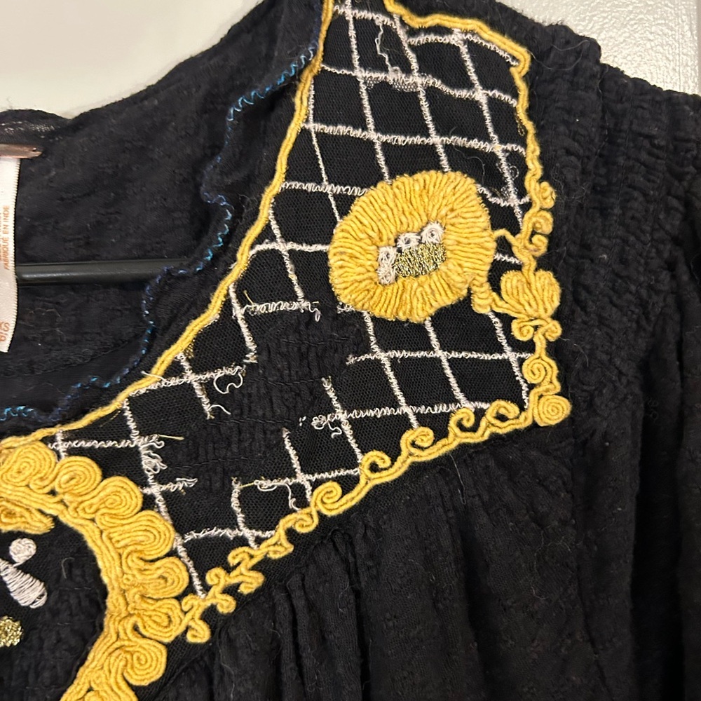Free People Begonia Black and Gold embroidered Women's Top - Picture 3 of 3